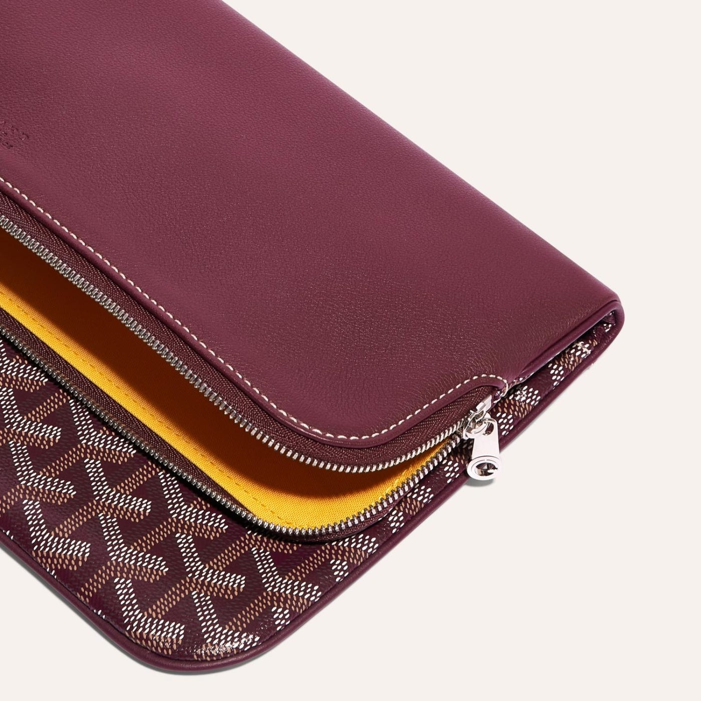 Goyard Sainte-Marie MM Clutch Burgundy - Image 5
